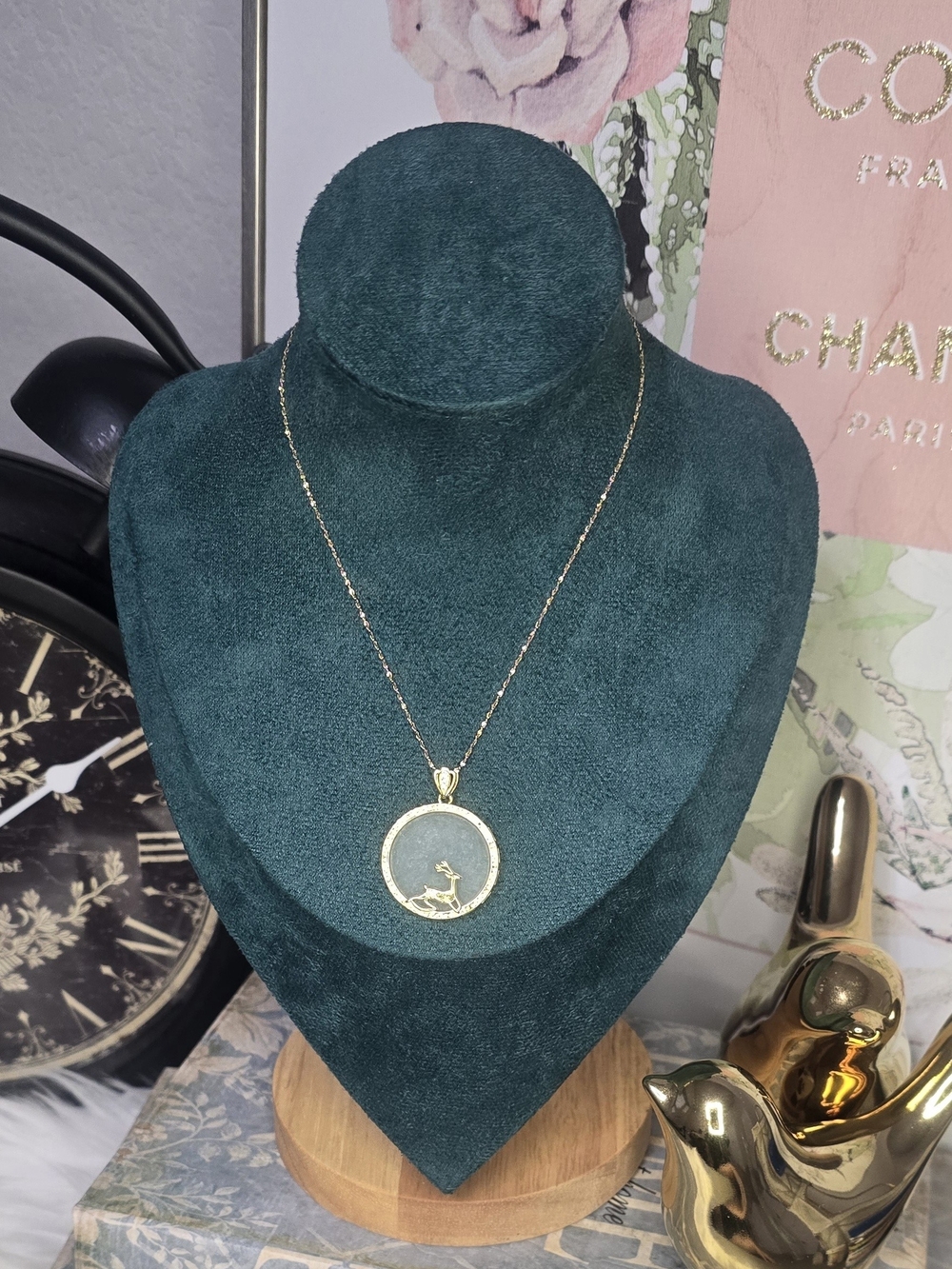 Giftable Natural Green Apple Jade Reindeer Pendant Gold Slinding Chain Necklace
